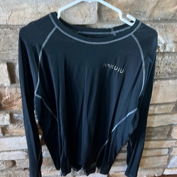 KUIU Shirts Kuiu 25 Merino Base Layer Poshmark